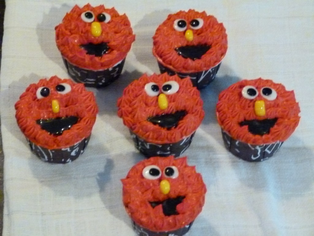 Elmo Sesame Street Cupcakes Singapore view 1